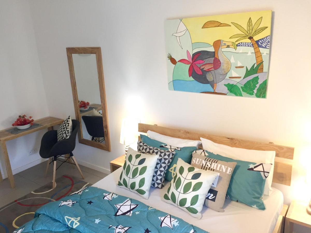 Apartment With 3 Bedrooms In Roches Noires, With Wonderful Sea View, Shared Pool, Terrace Rivière du Rempart Extérieur photo