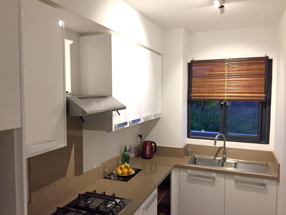 Apartment With 3 Bedrooms In Roches Noires, With Wonderful Sea View, Shared Pool, Terrace Rivière du Rempart Extérieur photo